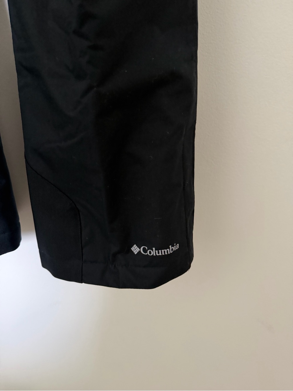 Columbia Women’s ski pants Black - size XL. NWT - Picture 2 of 4